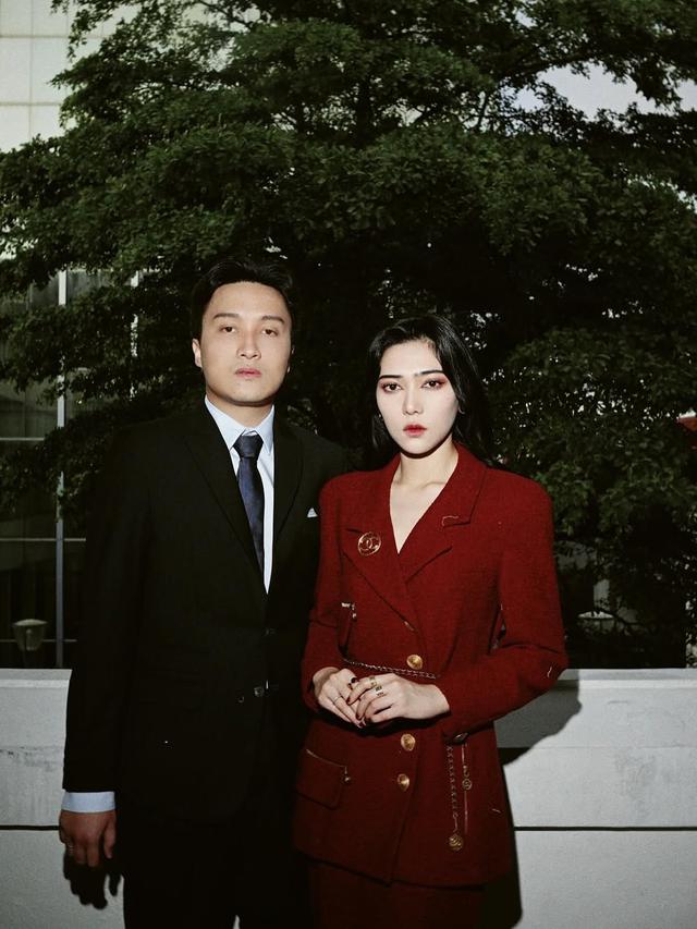 Suami Isyana Sarasvati Jadi Dokter Spesialis Jiwa