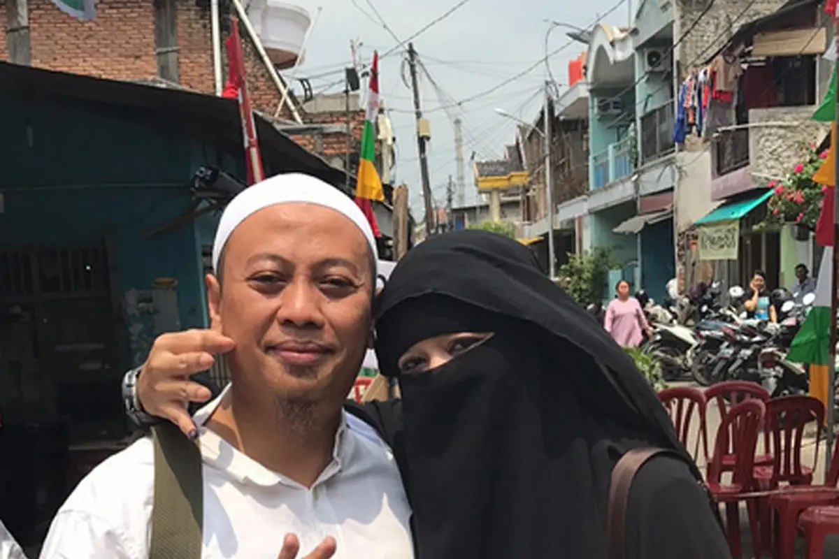 [Bintang] Opick dan Istri