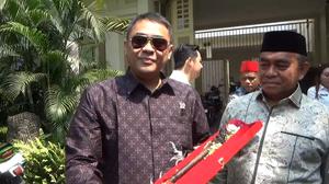 Tongkat Ganesha untuk Jokowi Singgung Estafet ke Gibran