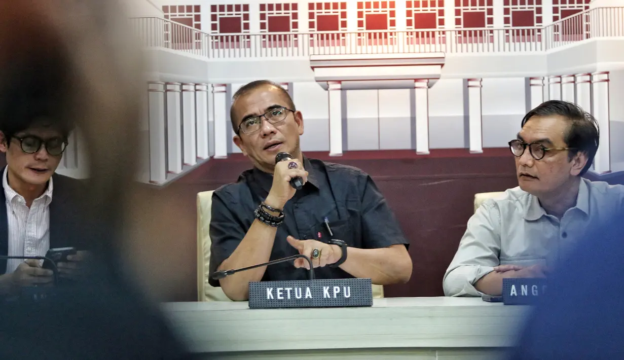 Sejauh ini, ada tiga bakal calon presiden (bacapres) berpotensi maju di Pilpres 2024. Mereka adalah Ganjar Pranowo, Prabowo Subianto, dan Anies Baswedan. (Liputan6.com/Angga Yuniar)