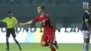Pemain Timnas Indonesia, M Rezaldi Hehanusa berlari merayakan gol ke gawang Kamboja pada laga persahabatan di Stadion Patriot Candrabhaga, Bekasi, Rabu (4/10). Timnas Indonesia menang 3-1 atas Kamboja. (Liputan6.com/Helmi Fithriansyah)