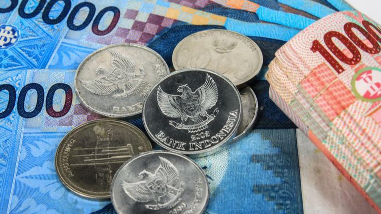 Melansir dari berbagai sumber Tomy Winata merupakan konglomerat yang sukses, dengan total kekayaan yang dimiliki mencapai USD 900 Juta atau setara dengan Rp12 Miliar.