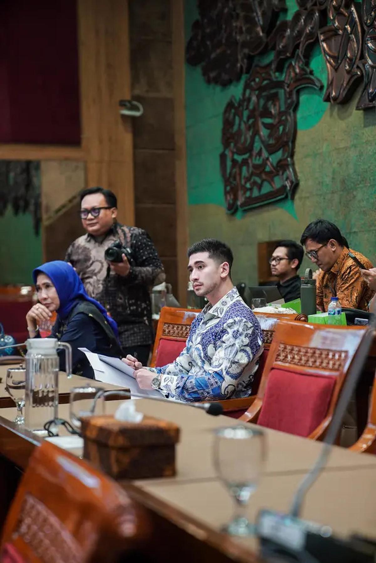 Venna Melinda Doakan Verrell Bramasta Segera Nikah dan Ungkap Kriteria Mantu Idaman, Mengarah ke Fuji?