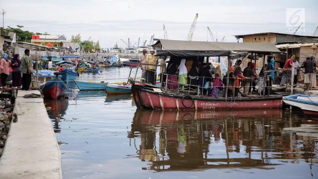 Walau Digerus Zaman, Perahu Eretan Masih Bertahan di Kampung Akuarium