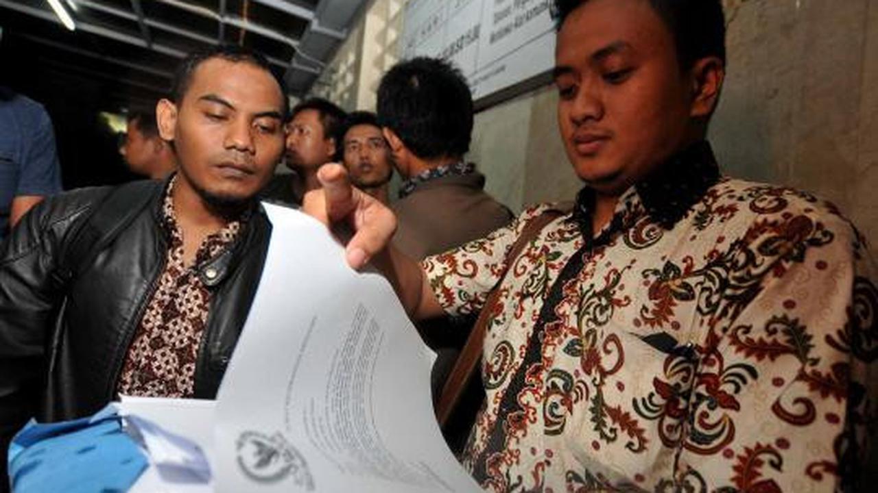 Polda bebaskan tiga mahasiswa