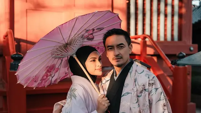 Potret Putri Zulhas dan Zumi Zola Liburan di Jepang (instagram/putri_zulhas/zumizola_zulkifli).