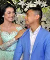 Raditya Dika baru saja melamar sang kekasih, Anissa Aziza. Proses lamaran berlangsung secara tertutup di Plataran Dharmawangsa, Jakarta Selatan Jumat (8/12/2017). (Deki Prayoga/Bintang.com)