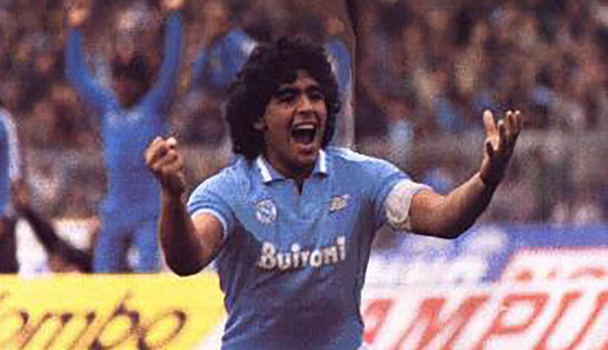 1. Diego Maradona, legenda hidup Argentina ini diduga tidak taat pajak selama dirinya membela Napoli pada periode 1984-1991. (www.vivadiego.com)