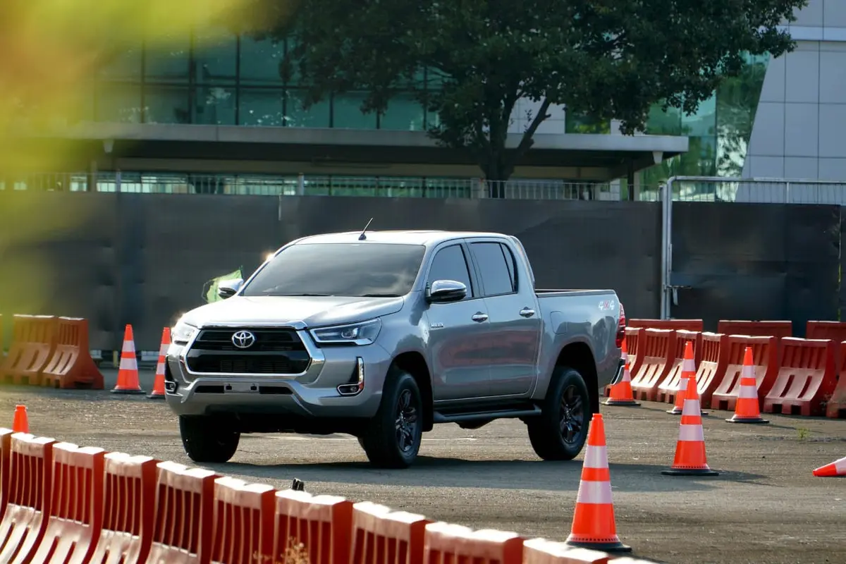Harga Toyota New Hilux Mulai Rp241,7 Juta (Ist)