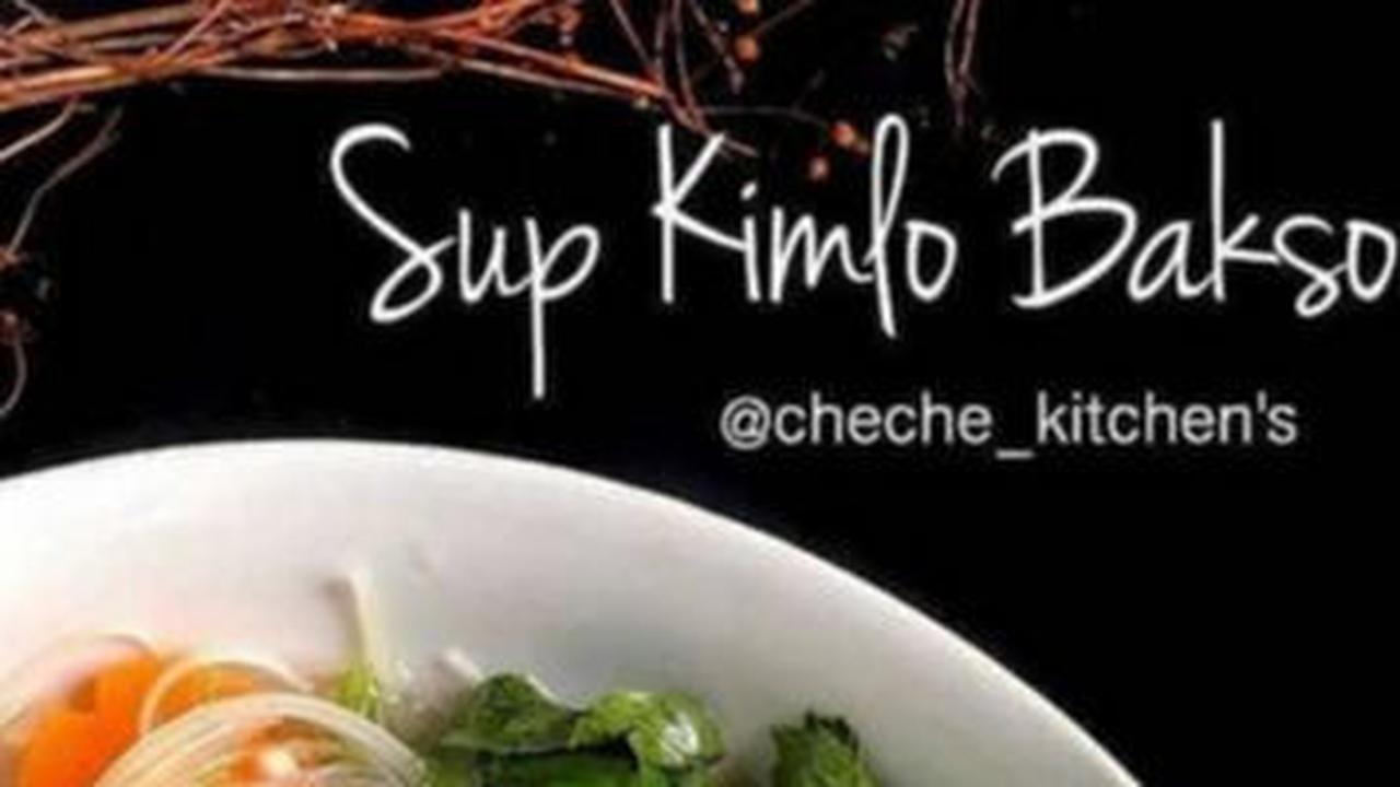 5. Resep Buat Buka Puasa dan Sahur: Sup Kimlo Bakso<br>
