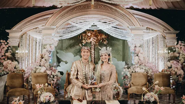 Potret Akad Nikah Vidi Aldiano dan Sheila Dara dengan Adat Sunda (ist)