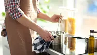 7 Cara Membersihkan Panci Bekas Kunyit dengan Bahan Alami di Rumah
