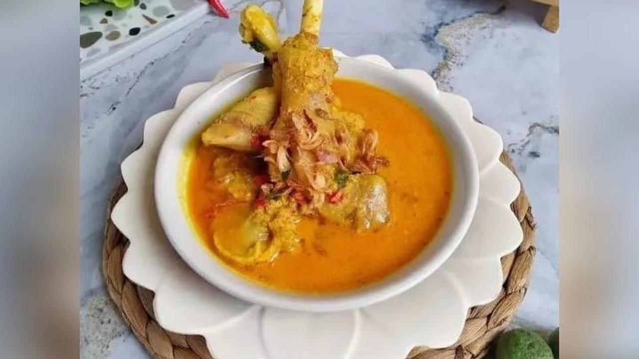 <b>5. Gulai Kambing Pedas</b>
