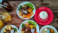 12 Rekomendasi Tempat Makan Enak Dekat Pura Mangkunegaran Solo, Wisata Kuliner 2026