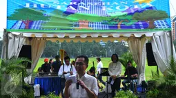 Dirut Pusat Pengelolaan Kawasan (PPK) GBK, Winarto memberikan sambutan saat acara Sarasehan Hutan Kota di Golf Driving Range Senayan, Jakarta, Jumat (18/03/2016). (Liputan6.com/Faisal R Syam)