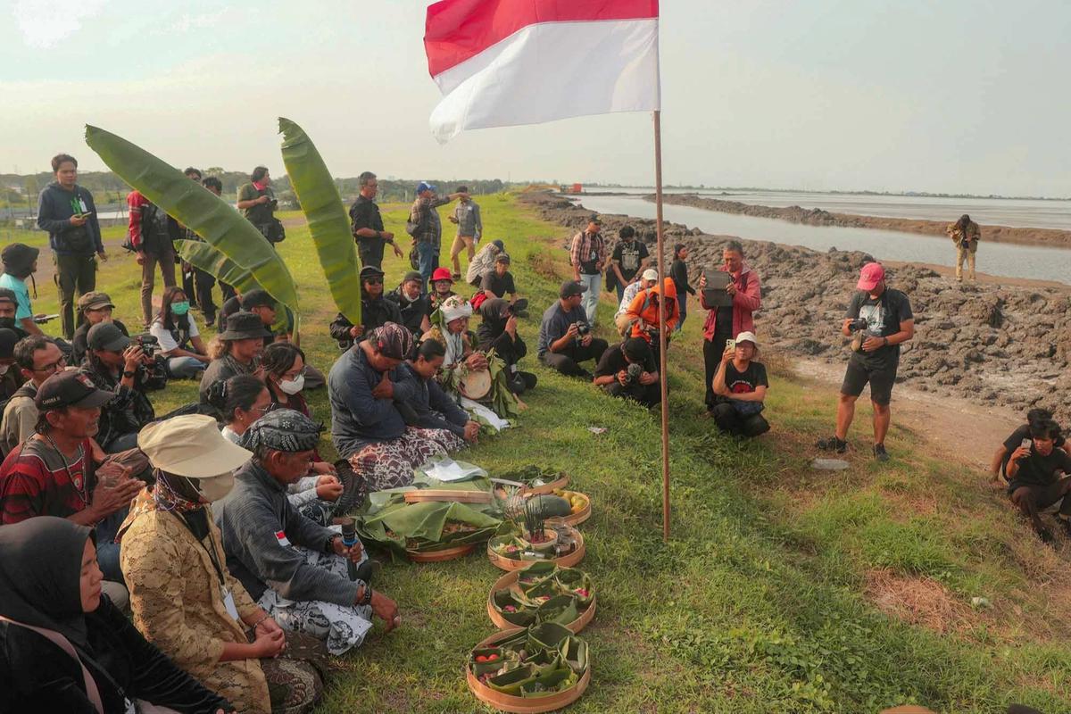 FOTO: Peringatan  Dua Dekade Lumpur Lapindo