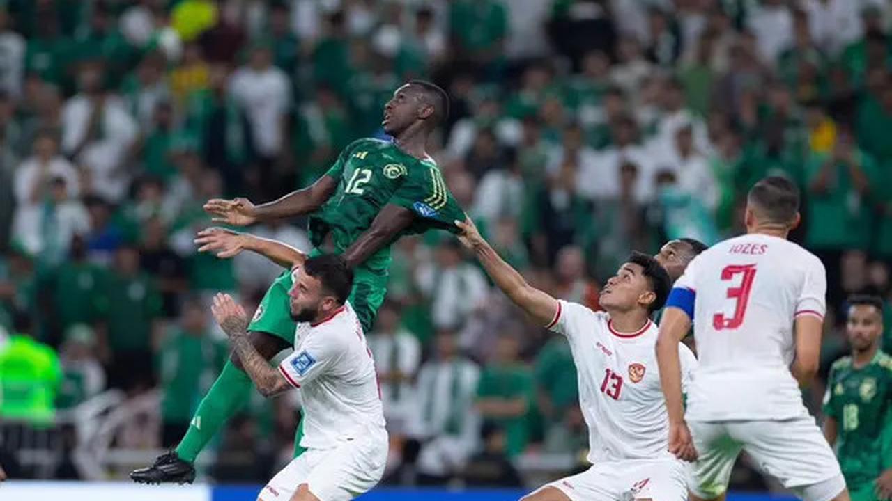 Tertarik Membela Timnas Indonesia, Striker yang Punya Darah Bandung dan Surabaya Milik AZ Alkmaar Ini Mengaku Belum Dihubungi PSSI
