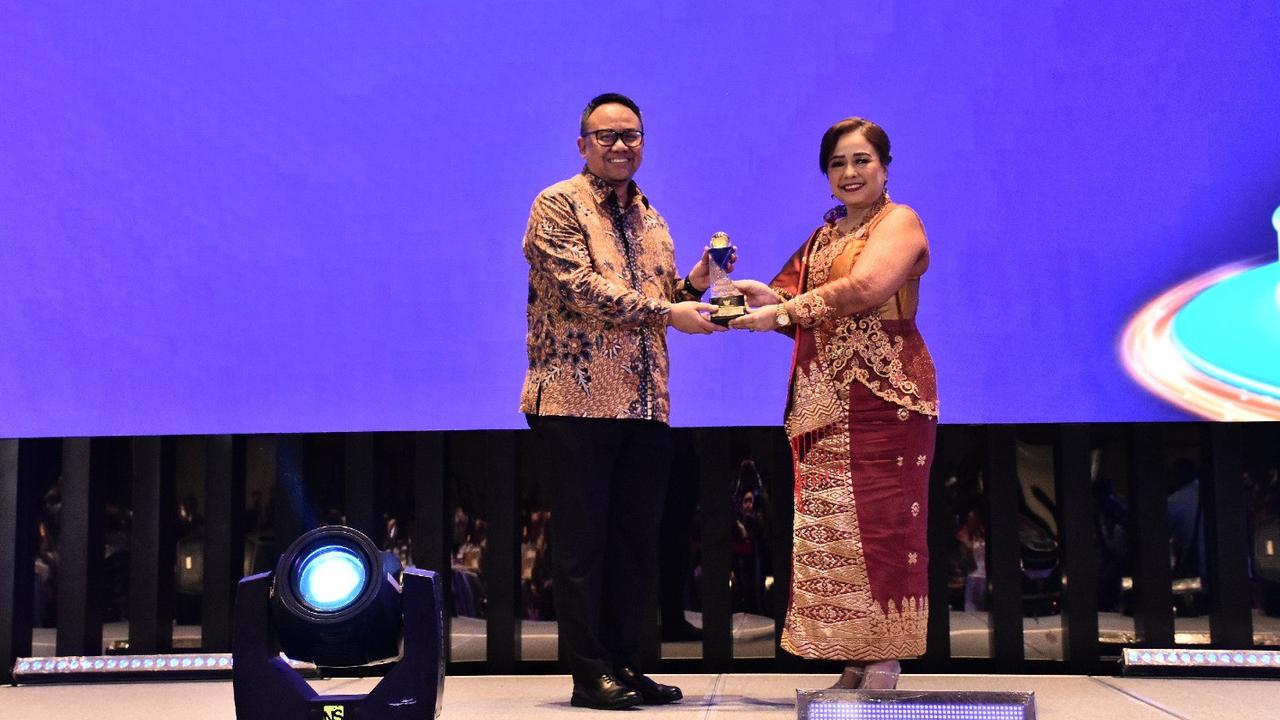 OJK Kembali Raih Predikat Badan Publik Informatif 2024