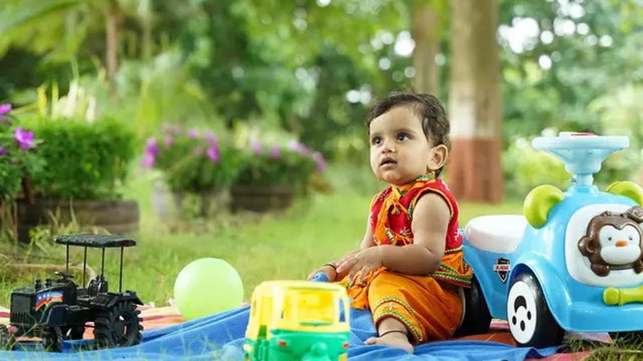 5 Tips Memilih Mainan Bayi yang Sesuai Usia untuk Mengasah Kemampuan Si Kecil