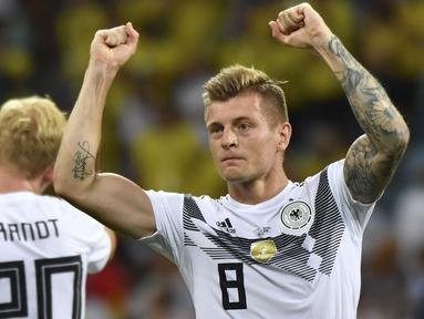 Tidak salah memang jika ajang Piala Dunia U-17 dianggap sebagai cikal bakal lahirnya para pesepak bola top yang akhirnya menjadi andalan baik di level antar-negara maupun bersama klub di liga-liga top Eropa. Seperti 4 pemain Jerman berikut yang menjadi alumnus dari ajang Piala Dunia U-17 yang akhirnya menjelma menjadi pemain top bersama Timnas Jerman di level senior dan kini masih menjadi andalan bersama klubnya di liga top Eropa. (AFP/Nelson Almeida)