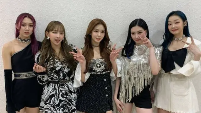 Harga Busana Dita Karang Saat Secret Number Raih Penghargaan di Asia Artist Awards 2020