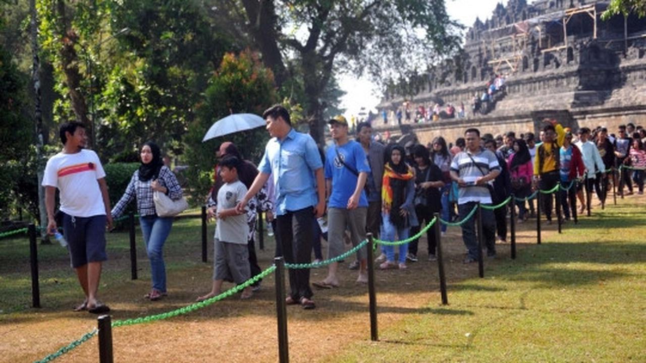 Hari ketiga Lebaran, Candi Borobudur banjir pengunjung
