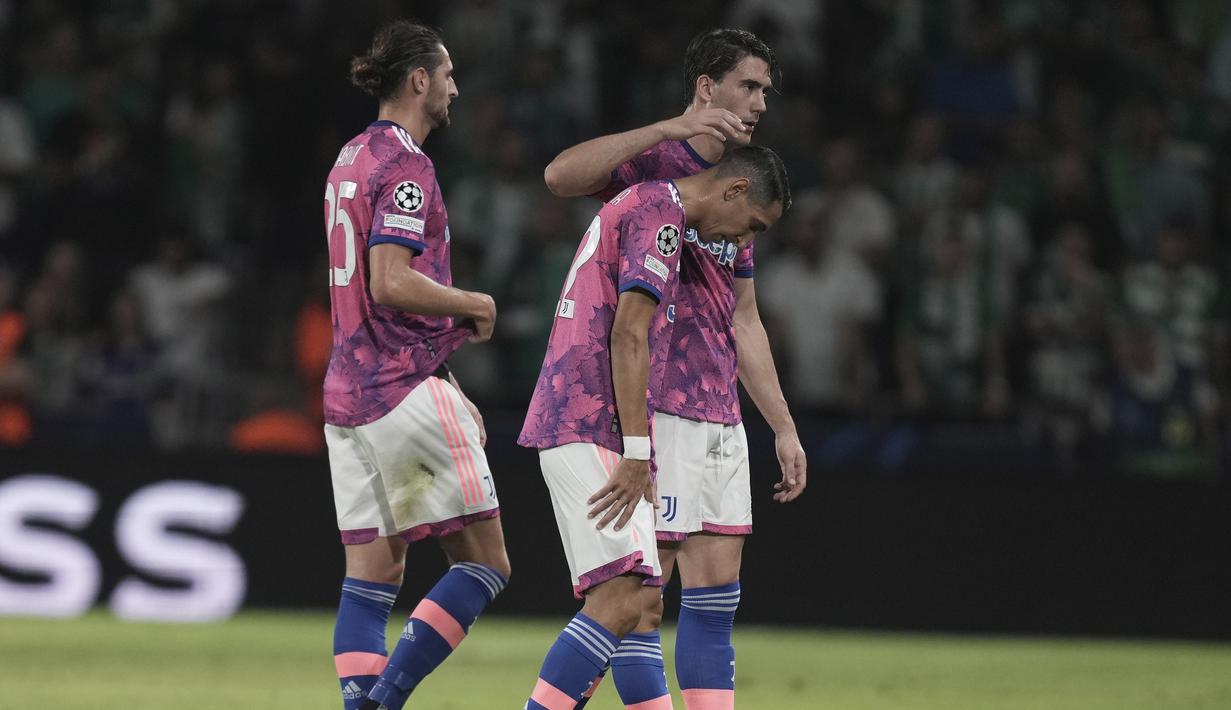 Dusan Vlahovic dkk harus menyerah dua gol tanpa balas dalam laga tersebut. (AP/Ariel Schalit)