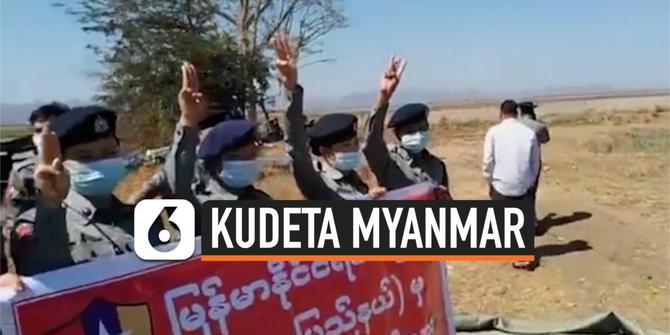 VIDEO: Puluhan Polisi Myanmar Protes Kudeta Junta Militer