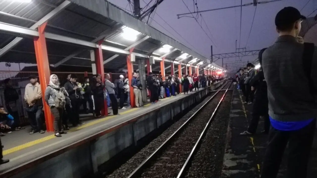 Gangguan Commuterline Bogor-Depok
