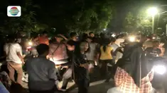 Di Deli Serdang, Sumatera Utara, seorang pencuri babak belur dihakimi warga saat hendak mencuri sepeda motor.