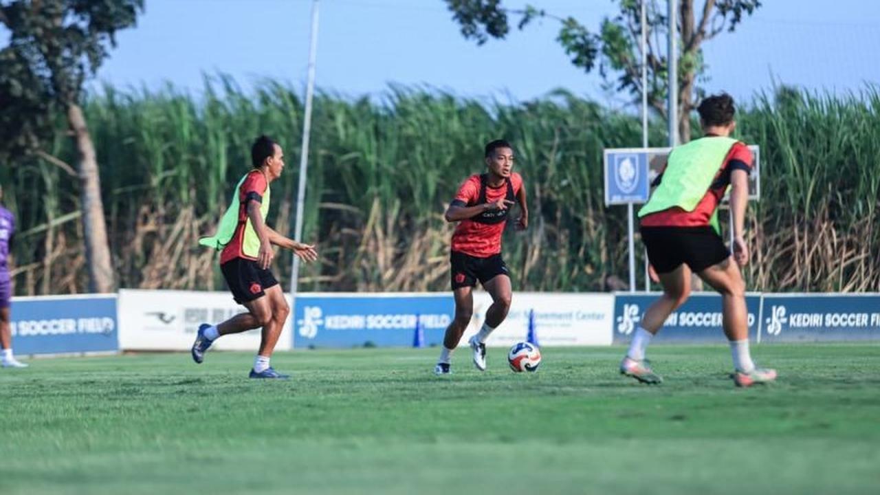 Fakta Unik: Persik Kediri Bidik Poin Penuh Lawan PSM Makassar di BRI Super League, Harga Mati!