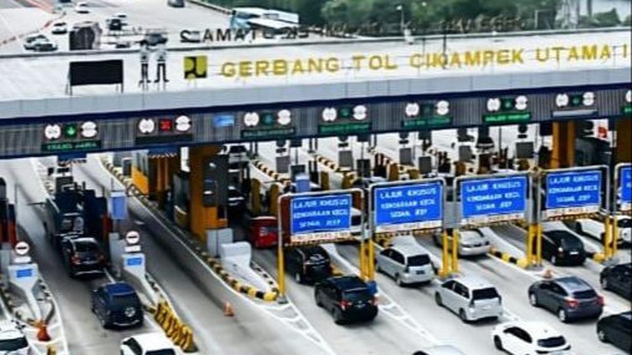 Eddy menjelaskan alasan dihentikannya rekayasa contraflow karena arus lalu lintas menuju ke Jakarta cenderung turun di bawah batas Traffic counting kendaraan.<br>