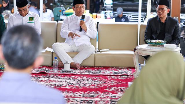 Plt Ketua Umum Partai Persatuan Pembangunan (PPP) Muhamad Mardiono menggelar pertemuan dengan tokoh senior PPP.