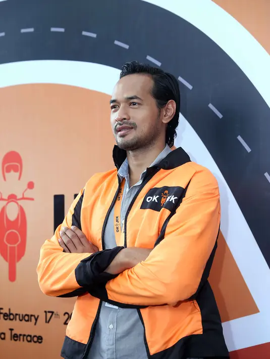 Penampilannya itu sempat mendapat protes dari istrinya. Sedangkan anaknya suka melihat fotonya yang rambutnya sedikit gondrong. (Nurwahyunan/Bintang.com)