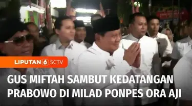 Menteri Pertahanan Prabowo Subianto menghadiri milad di Pondok Pesantren Ora Aji asuhan Gus Miftah di Sleman, DIY, Jumat malam. Prabowo juga menghadiri konser kebangsaan yang digelar Pondok Pesantren Ora Aji.