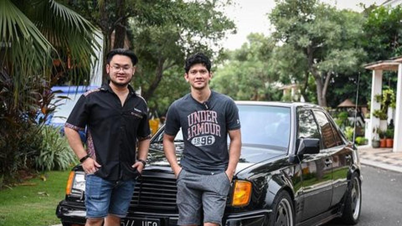 Nostalgia Otomotif! Deretan Artis yang Mengoleksi Mobil Klasik Keren