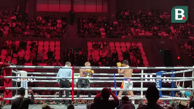 Fadly Faisal menyabet sabuk ICB (Influence Championship Boxing) International, gelar pertama di Asia, setelah mengalahkan YouTuber Malaysia, Aisar Khaled