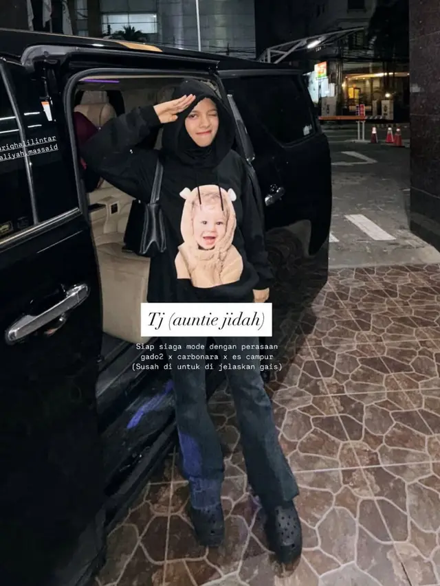 Keluarga saat Dampingi Aaliyah Massaid Melahirkan Anak Pertama.