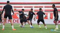 Para pemain Malut United sedang berlatih. (Media Malut United)