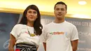 Dian Sastrowardoyo dan Nicholas Saputra saat konferensi pers AADC2 di Jakarta, Senin (15/2/2016). Rencananya AADC 2 mulai tayang di bioskop mulai 28 April 2016. (Liputan6.com/Immanuel Antonius)