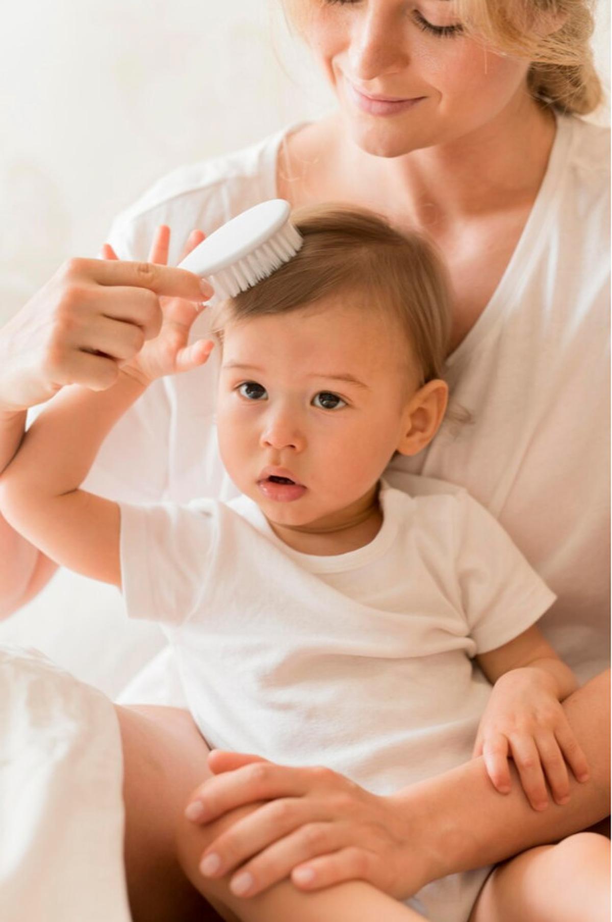 Haruskah Menggunduli Rambut Bayi? Ketahui Dampaknya pada Perumbuhan Rambut Bayi