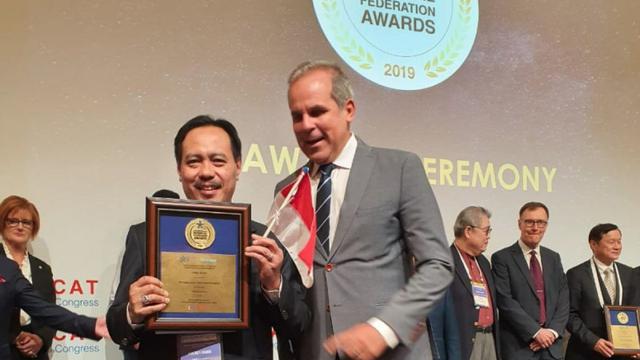 RSUD dr Iskak Tulungagung meraih Gold Award dalam forum International Hospital Federation Congress and Award ke-43 di Oman, Uni Emirat Arab pada 2019. (Istimewa)