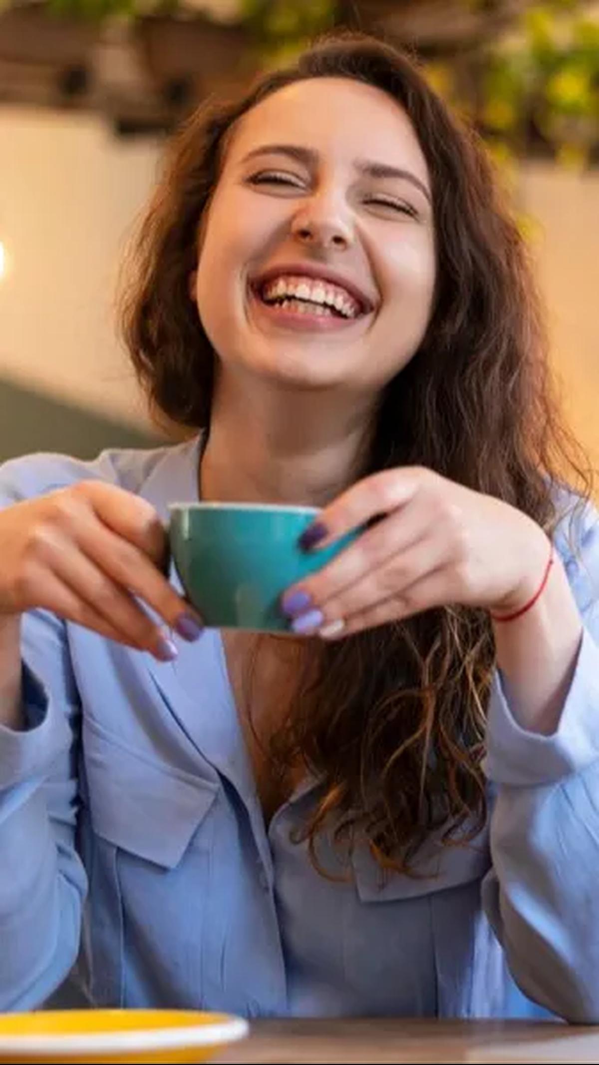 Penting juga untuk memperhatikan campuran kopi. Untuk menjaga kesehatan, sebaiknya hindari penambahan gula atau susu dalam jumlah berlebihan.