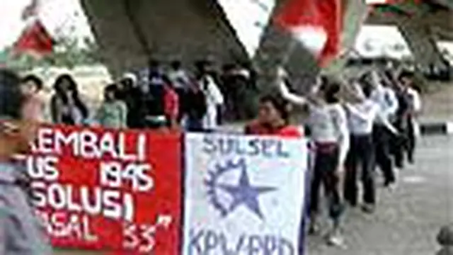 Peringati HUT RI dengan Demonstrasi