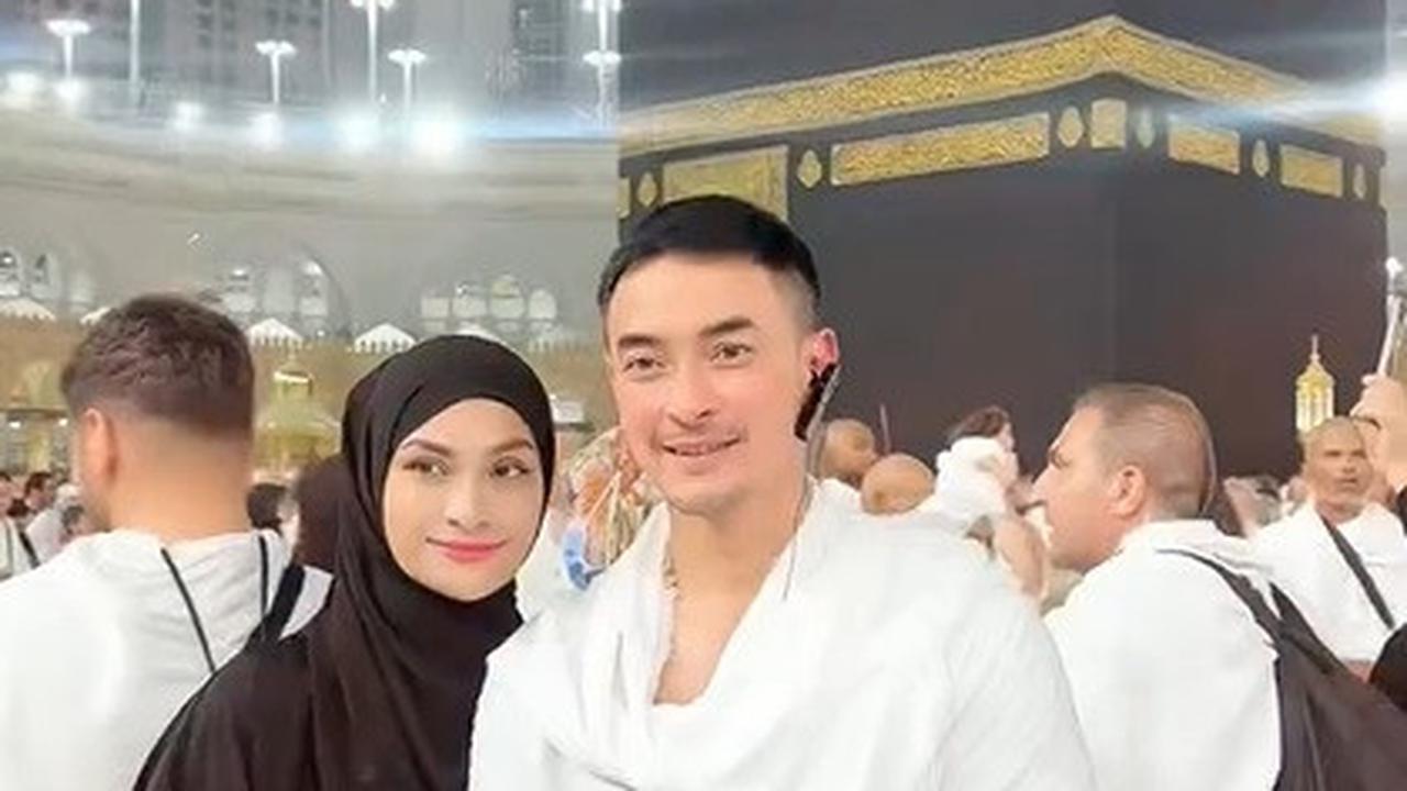 Potret Putri Zulhas Jalani Umroh dengan Zumi Zola Usai Resmi Menikah