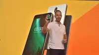 Chief Product HMD Global Juho Sarvikas meluncurkan Nokia 2  di India (Credit: Twitter @sarvikas)