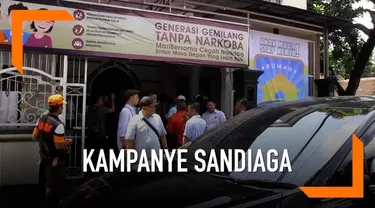 Sandiaga Uno melanjutkan kampanye di Lumajang, Jawa Timur. Ia meresmikan rumah kerja sebagai bagian program kampanyenya mengurangi pengangguran.