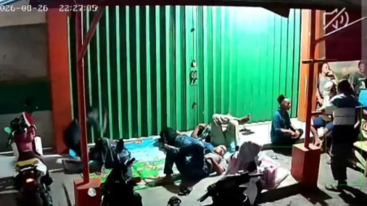 Dituduh Kirim Santet, Nelayan di Sukabumi Ditikam Sesama Rekan Saat Tertidur di Dermaga