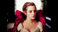 Menyambut film barunya, Emma Watson memposting poster film Beauty and the Beast, untuk memuaskan para penggemarnya.