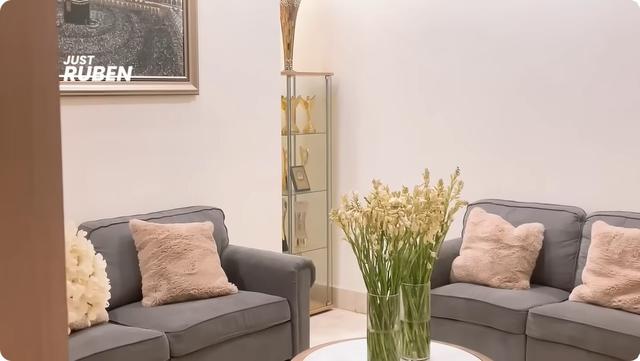 10 Potret rumah Ruben Onsu yang dipenuhi doa sehari-hari, jadi tempat belajar sekaligus ibadah